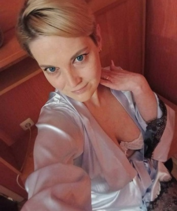 Карина, 35